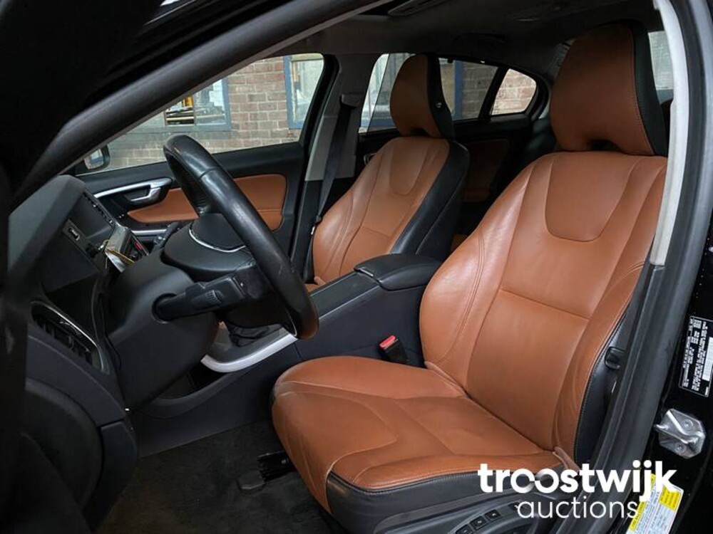 Volvo S60 T5 245PS, 2017