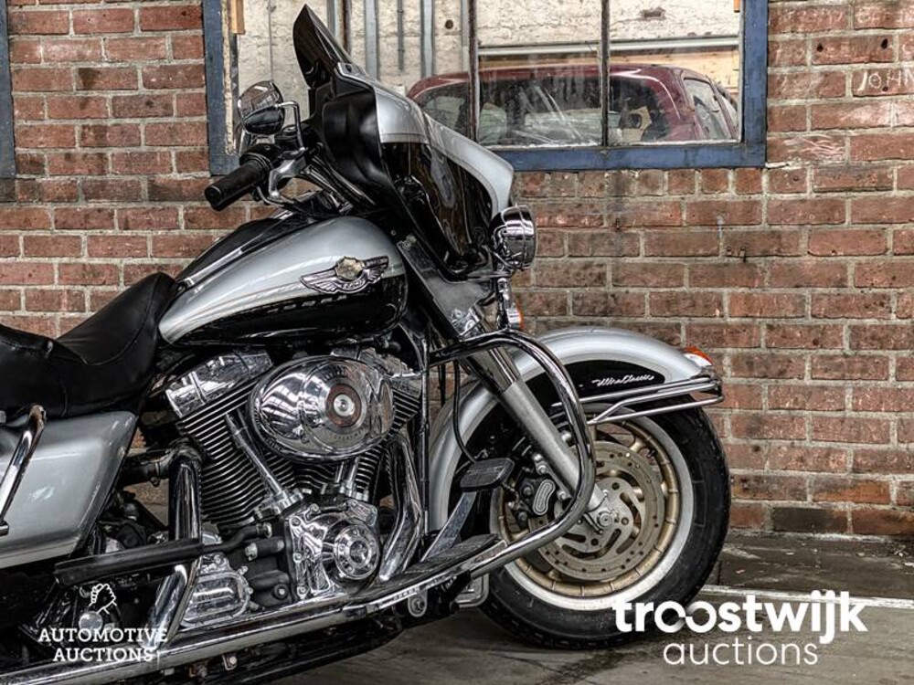 Harley Davidson FLHTCUI Electra Glide Ultra Classic Anniversary Motorkreuzer