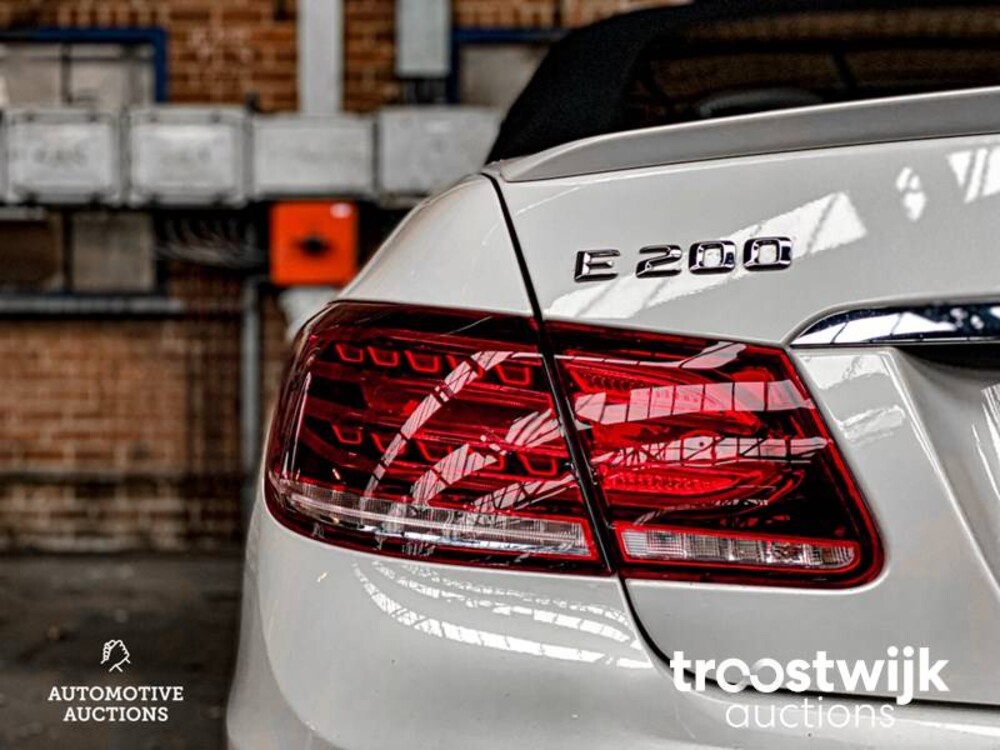 Mercedes-Benz E200 Ambition Sport Edition 184 PS 2016 Cabriolet E-Klasse, JT-474-Z 