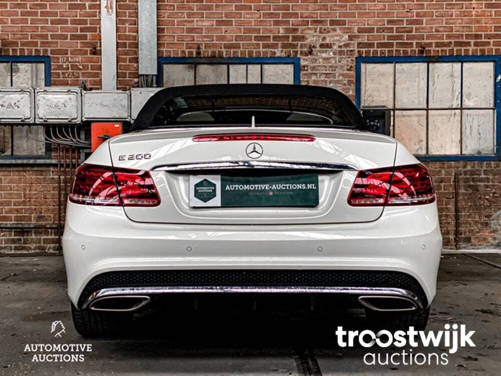 Mercedes-Benz E200 Ambition Sport Edition 184 PS 2016 Cabriolet E-Klasse, JT-474-Z 