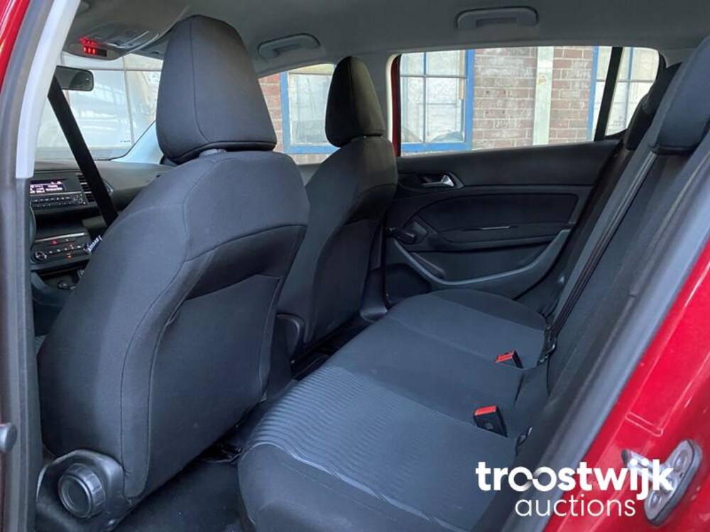 Peugeot 308 1.2 PureTech Access 110PS 2018, RF-126-N