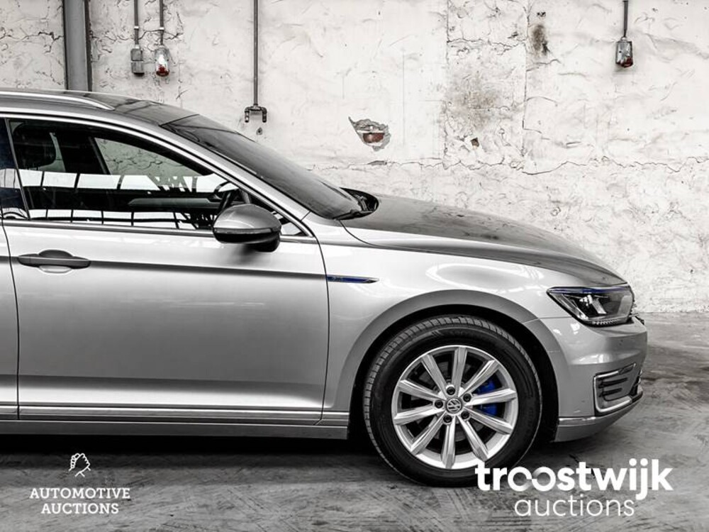 Volkswagen Passat TSI GTE Highline 1.4 156PS 2015-Orig.NL-,HB-712-V