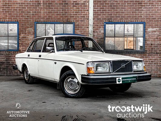 Volvo 264 DL 125hp 1977, 78-YA-97