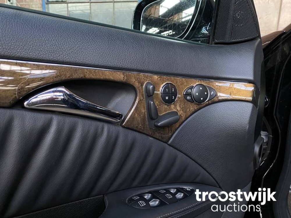 Mercedes-Benz E63 AMG 6.3 V8 514PS 2008 -Youngtimer- E-Klasse