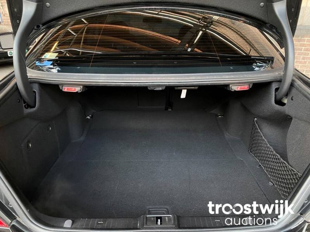 Mercedes-Benz E63 AMG 6.3 V8 514PS 2008 -Youngtimer- E-Klasse