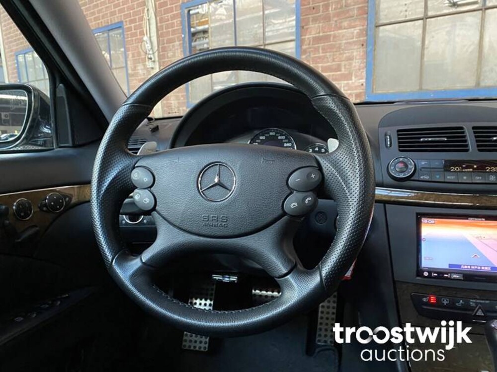 Mercedes-Benz E63 AMG 6.3 V8 514PS 2008 -Youngtimer- E-Klasse