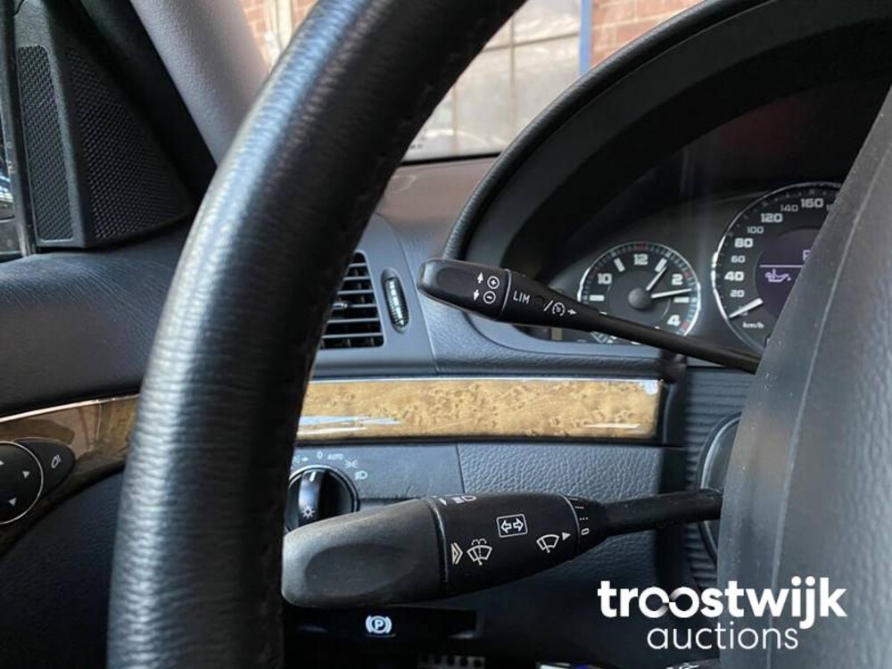 Mercedes-Benz E63 AMG 6.3 V8 514PS 2008 -Youngtimer- E-Klasse