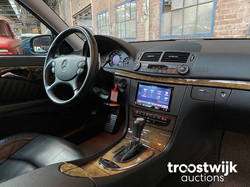 Mercedes-Benz E63 AMG 6.3 V8 514PS 2008 -Youngtimer- E-Klasse