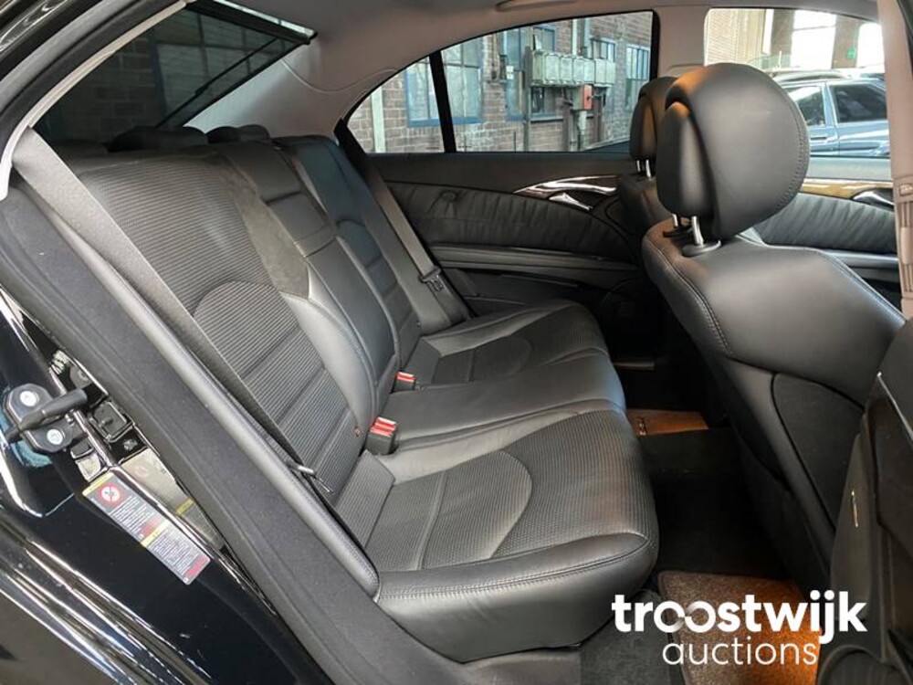 Mercedes-Benz E63 AMG 6.3 V8 514PS 2008 -Youngtimer- E-Klasse