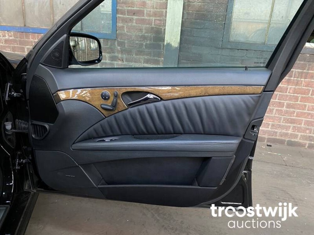 Mercedes-Benz E63 AMG 6.3 V8 514PS 2008 -Youngtimer- E-Klasse