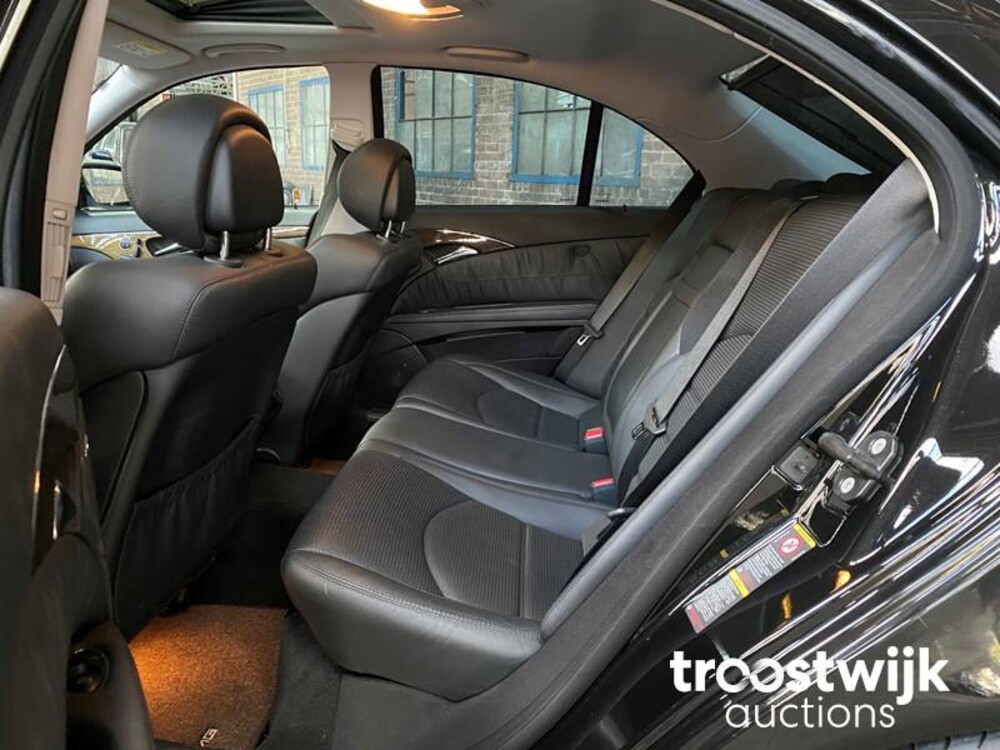 Mercedes-Benz E63 AMG 6.3 V8 514PS 2008 -Youngtimer- E-Klasse