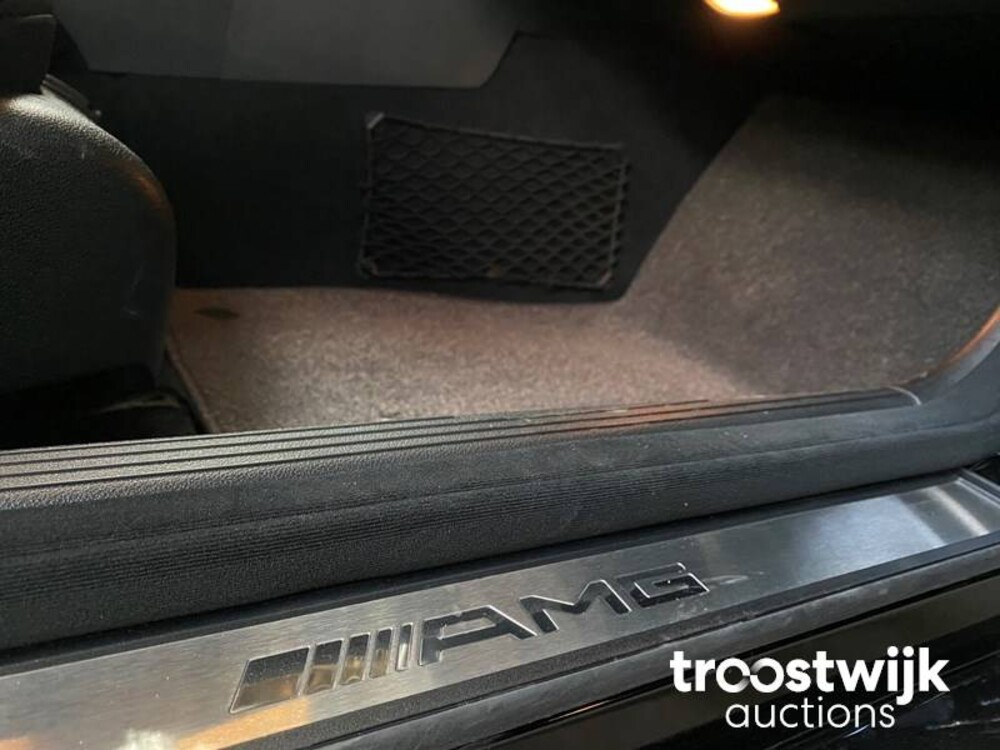 Mercedes-Benz E63 AMG 6.3 V8 514PS 2008 -Youngtimer- E-Klasse