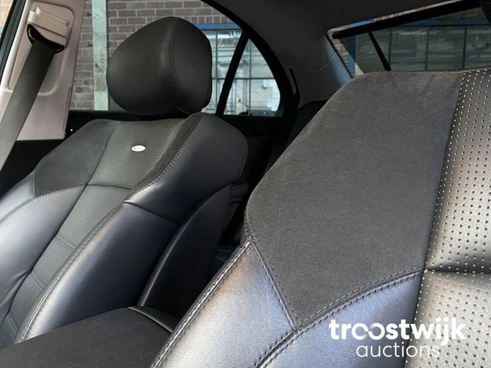 Mercedes-Benz E63 AMG 6.3 V8 514PS 2008 -Youngtimer- E-Klasse