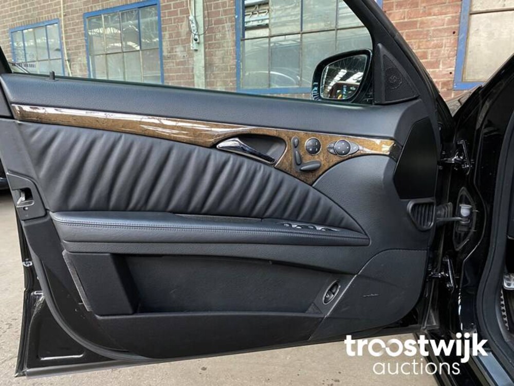 Mercedes-Benz E63 AMG 6.3 V8 514PS 2008 -Youngtimer- E-Klasse