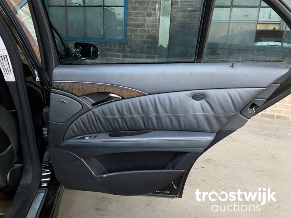 Mercedes-Benz E63 AMG 6.3 V8 514PS 2008 -Youngtimer- E-Klasse