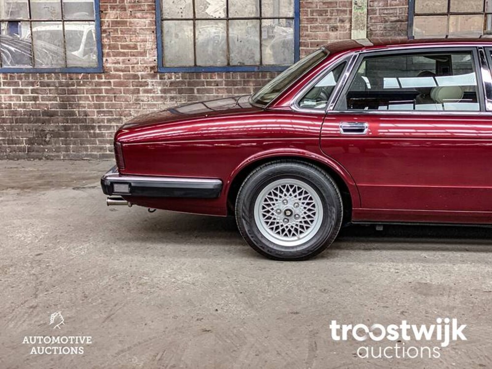 Jaguar XJ6 4.0 226PS 1993, 04-NSN-2
