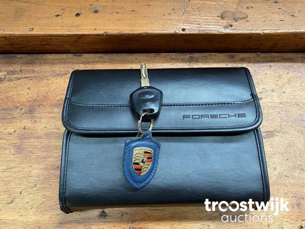 Porsche 911 996 3.6 Carrera 4S Cabriolet 320hp 2004 -Youngtimer-