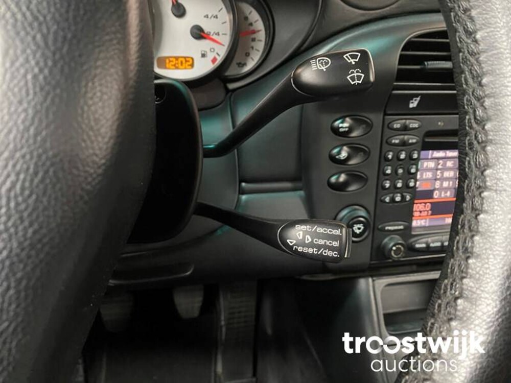 Porsche 911 996 3.6 Carrera 4S Cabriolet 320hp 2004 -Youngtimer-