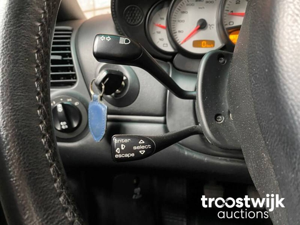 Porsche 911 996 3.6 Carrera 4S Cabriolet 320hp 2004 -Youngtimer-