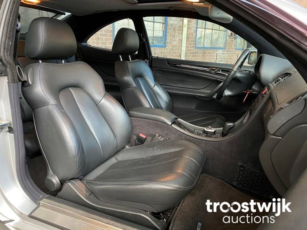 Mercedes-Benz CLK55 AMG V8 CLK-Klasse 347PS 2001 -Youngtimer-