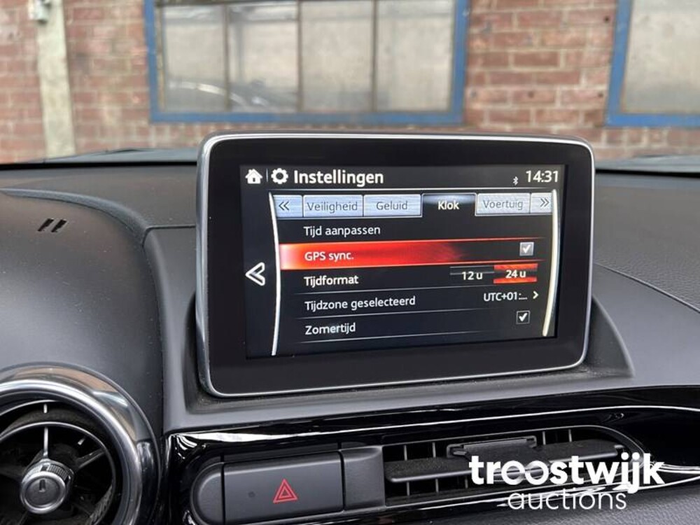 Fiat 124 Spider 1.4 M-Air T Lusso 140pk 2017, R-501-RF