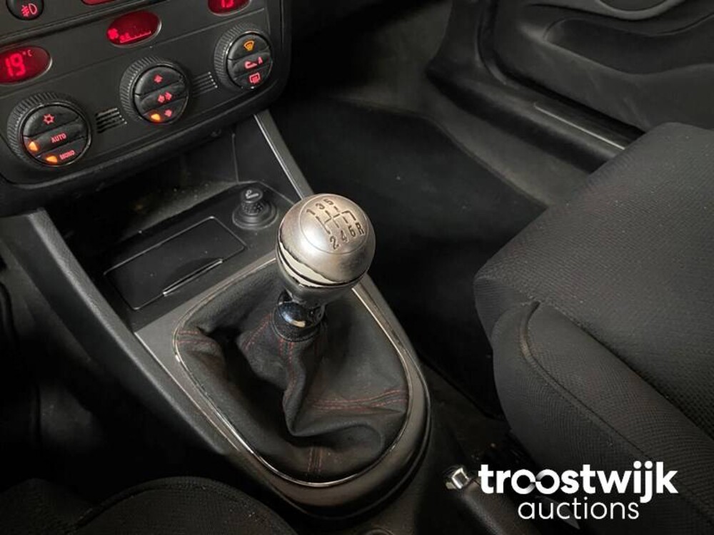 Alfa Romeo 147 Q2 1.9 JTD 170pk 2007, -Orig-NL-, 92-XS-FT