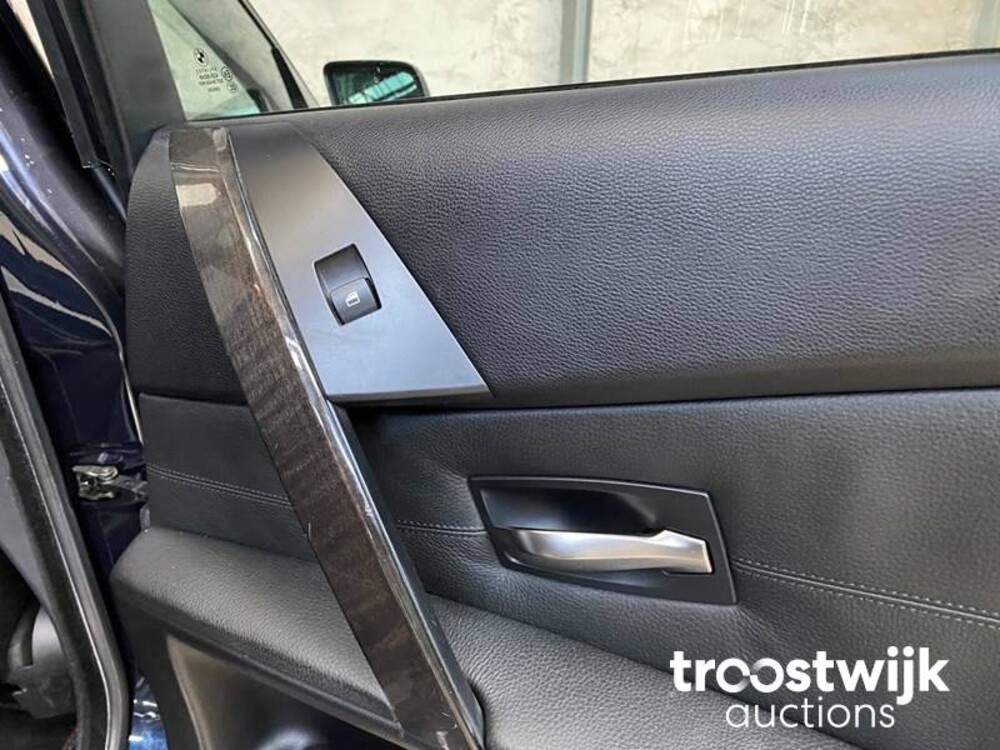 BMW 525i Executive 5-serie Touring 192pk 2005, 43-NGH-2