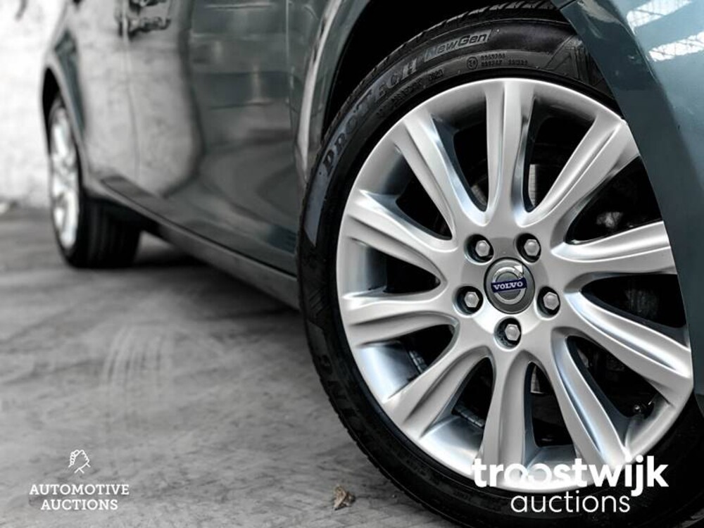 Volvo V40 1.6 D2 Summum 114pk 2013, -Orig.NL-, 87-ZRK-3