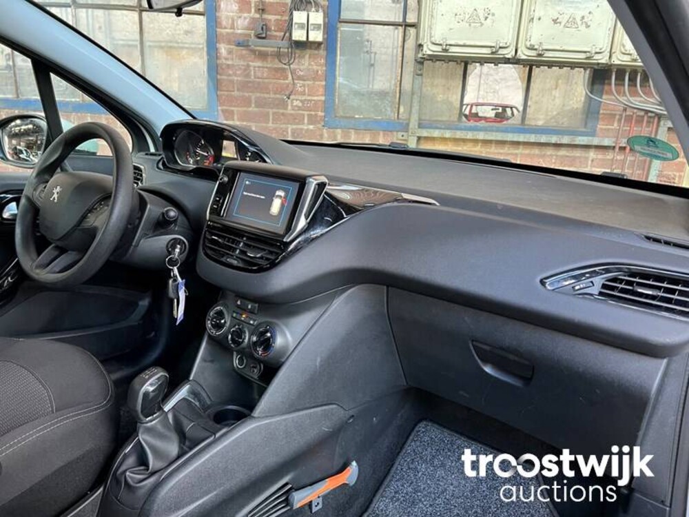 Peugeot 208 Blue Lease 1.6 B.HDi 99pk 2018 -Orig.NL-, SB-115-Z