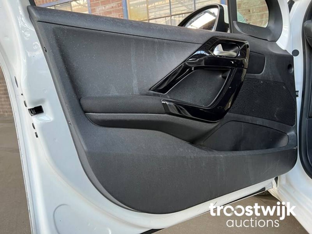 Peugeot 208 Blue Lease 1.6 B.HDi 99pk 2018 -Orig.NL-, SB-115-Z