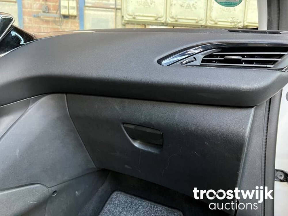 Peugeot 208 Blue Lease 1.6 B.HDi 99pk 2018 -Orig.NL-, SB-115-Z