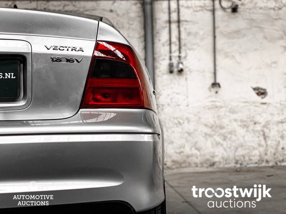 Opel Vectra 1.8-16V Sport Ed. II 116pk 2000 -Orig.NL-, 97-FG-KG