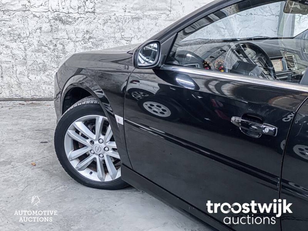 Opel Vectra GTS 2.2-16V Executive 155pk 2007, -Orig.NL-, 77-XL-BX