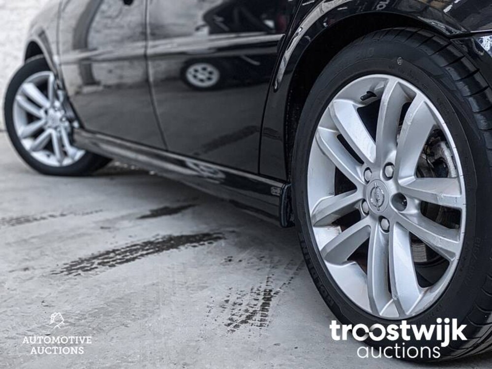 Opel Vectra GTS 2.2-16V Executive 155pk 2007, -Orig.NL-, 77-XL-BX