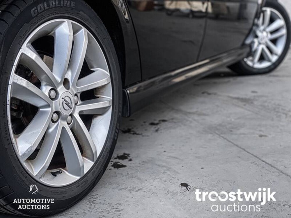 Opel Vectra GTS 2.2-16V Executive 155pk 2007, -Orig.NL-, 77-XL-BX