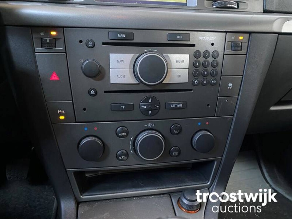 Opel Vectra GTS 2.2-16V Executive 155pk 2007, -Orig.NL-, 77-XL-BX