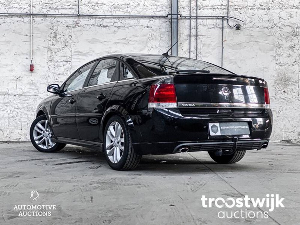 Opel Vectra GTS 2.2-16V Executive 155pk 2007, -Orig.NL-, 77-XL-BX