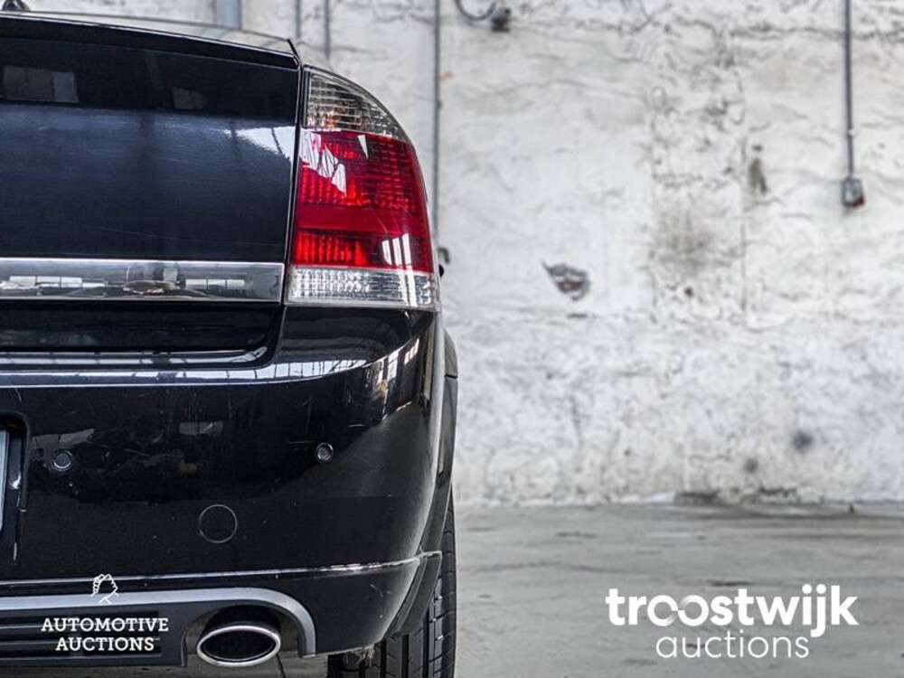 Opel Vectra GTS 2.2-16V Executive 155pk 2007, -Orig.NL-, 77-XL-BX