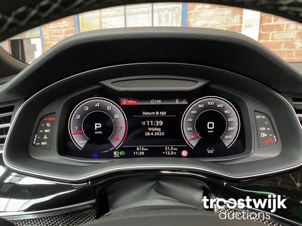 Audi Q8 S-line 55 TFSI Competition Plus 340PS 2023 -Herstellergarantie-
