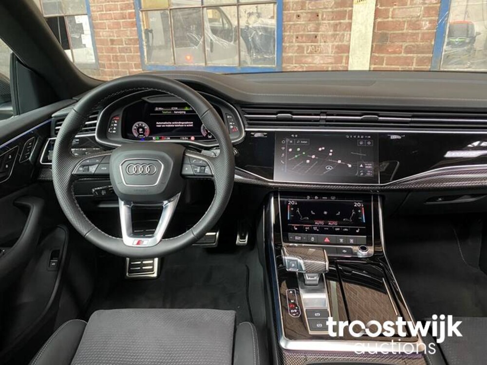 Audi Q8 S-line 55 TFSI Competition Plus 340PS 2023 -Herstellergarantie-