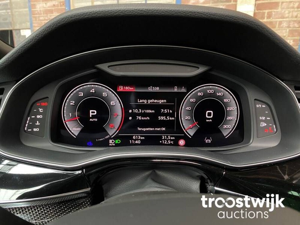 Audi Q8 S-line 55 TFSI Competition Plus 340PS 2023 -Herstellergarantie-