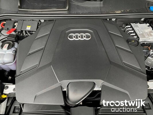 Audi Q8 S-line 55 TFSI Competition Plus 340pk 2023 -Fabrieksgarantie-