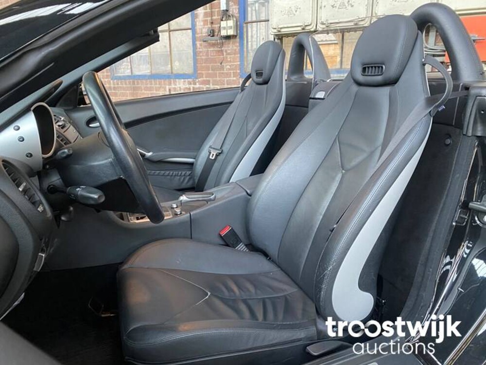 Mercedes-Benz SLK200 Kompressor 163hp 2006 SLK-class Cabriolet, 37-XH-RH
