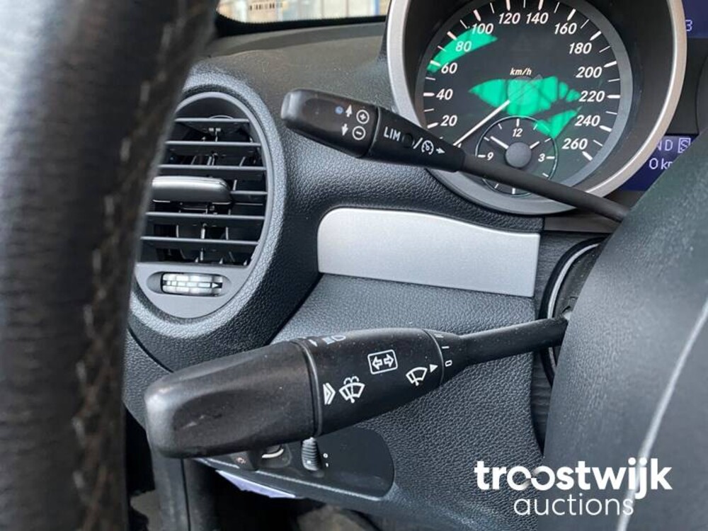 Mercedes-Benz SLK200 Kompressor 163hp 2006 SLK-class Cabriolet, 37-XH-RH