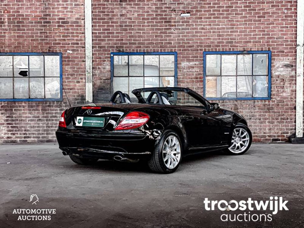 Mercedes-Benz SLK200 Kompressor 163hp 2006 SLK-class Cabriolet, 37-XH-RH