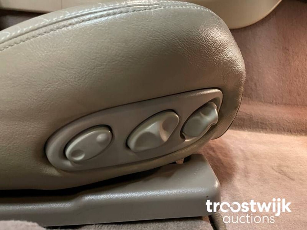 Jaguar XK8 4.0 V8 Convertible 286pk 2000, 07-XJ-GG