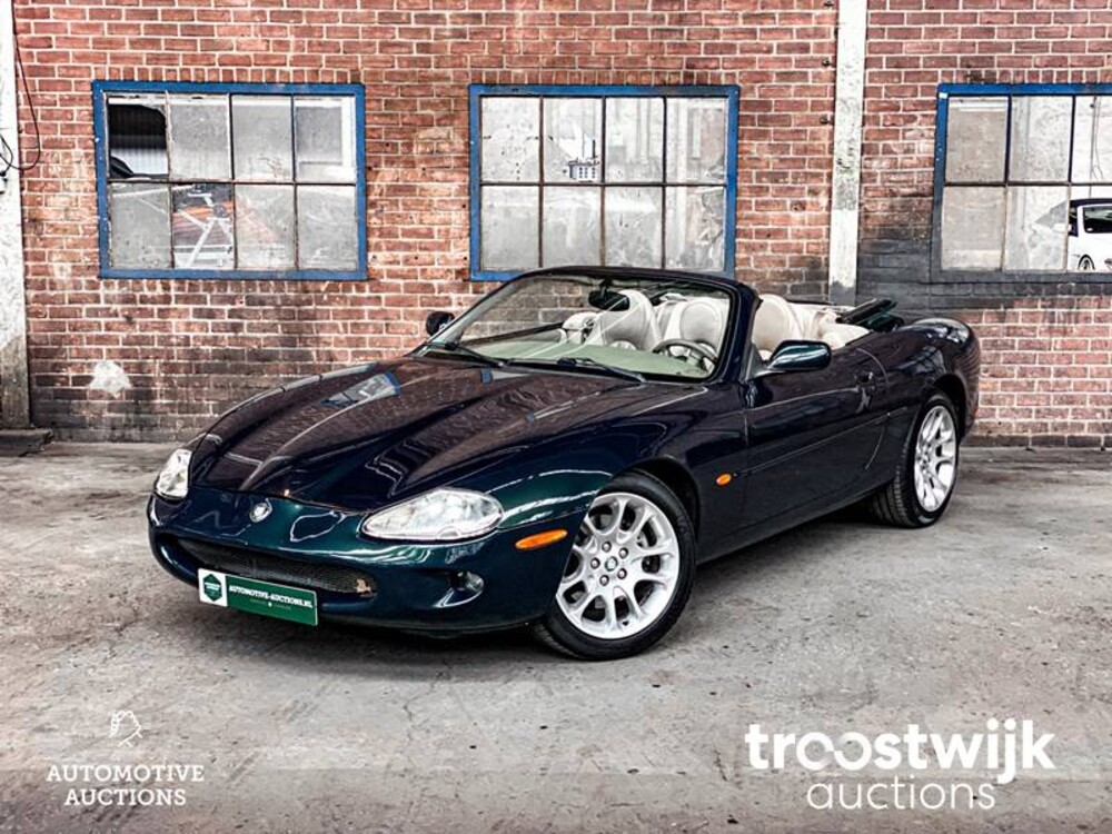 Jaguar XK8 4.0 V8 Convertible 286pk 2000, 07-XJ-GG