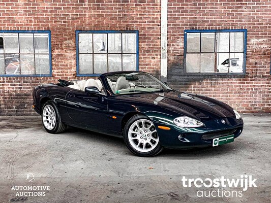 Jaguar XK8 4.0 V8 Convertible 286PS 2000, 07-XJ-GG