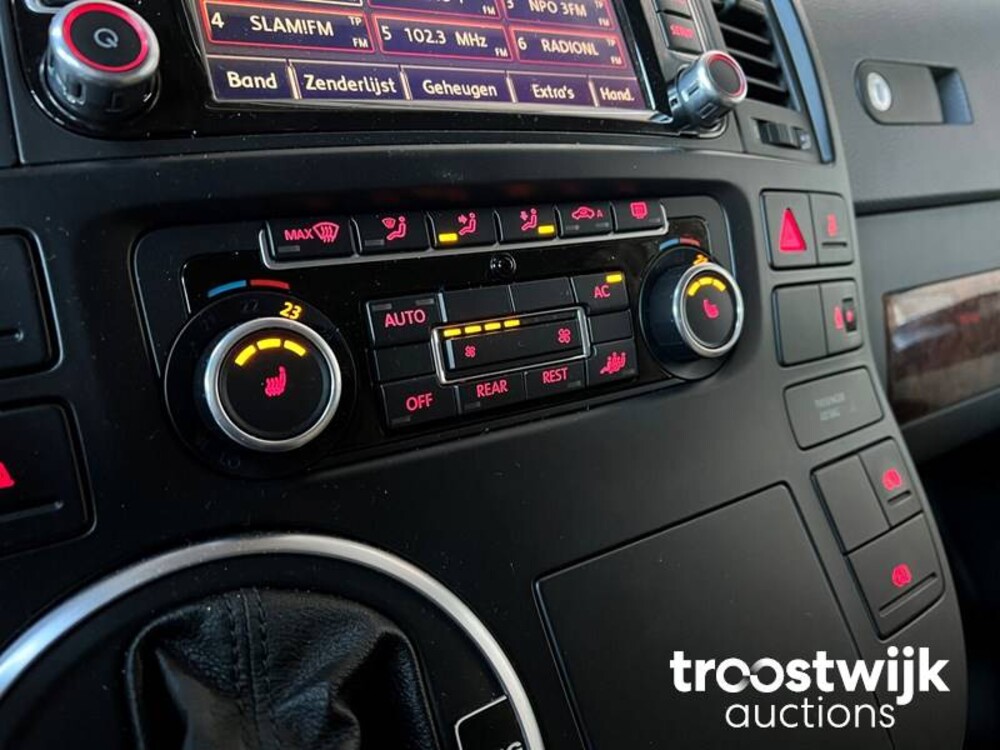 Volkswagen Transporter Luxe Multivan VIP TDI L1H1 Highline 179PS 2012, 3-XFH-68