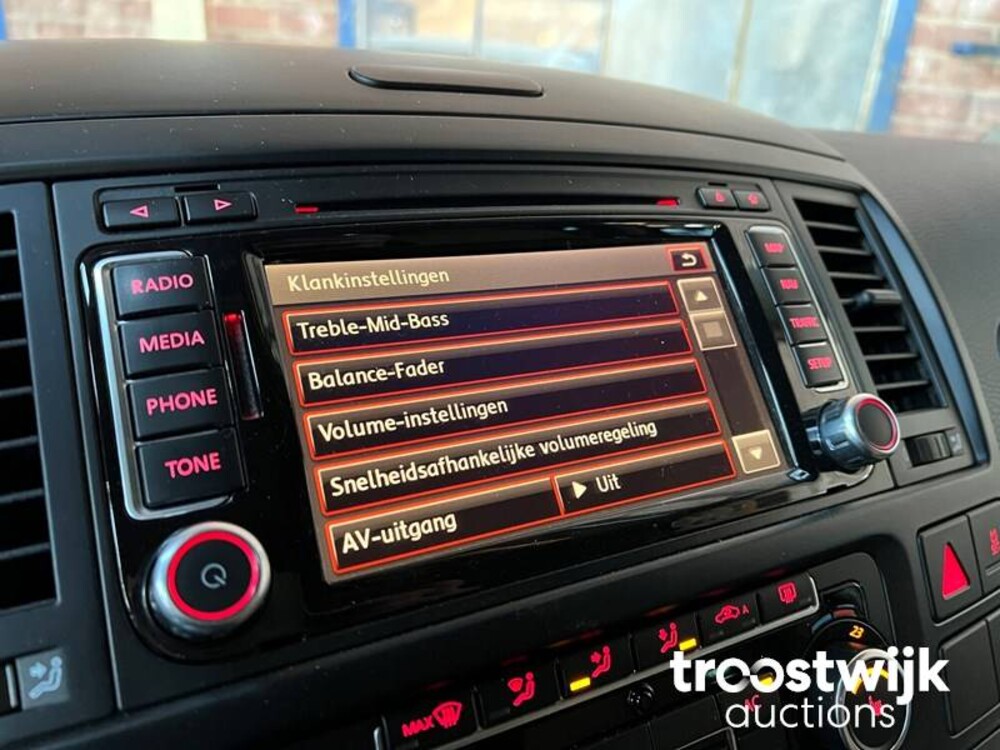 Volkswagen Transporter Luxe Multivan VIP TDI L1H1 Highline 179PS 2012, 3-XFH-68